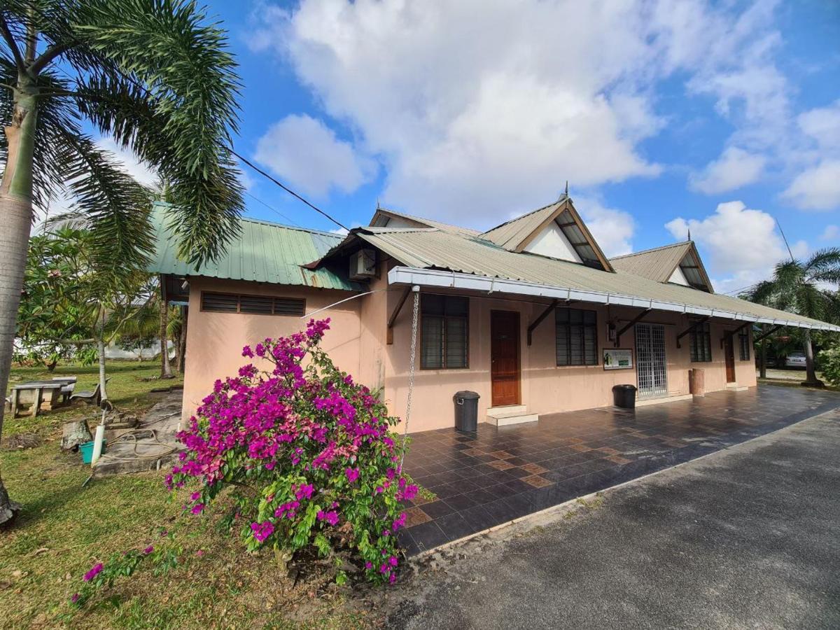 Penginapan Harmoni Inn Kuala Terengganu Exterior photo